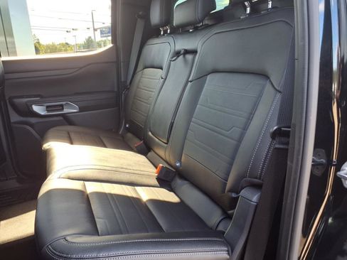 Used 2024 Ford Ranger Lariat w/ Advanced Towing Package image 7