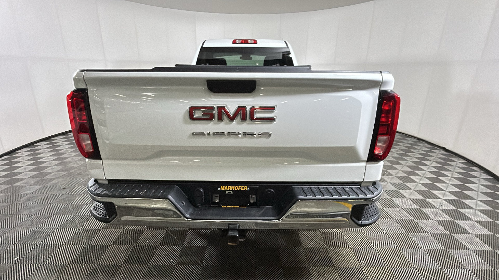 Used 2024 GMC Sierra 1500 Pro w/ Pro Value Package AWD/4WD image 3