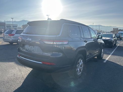Used 2022 Jeep Grand Cherokee L Limited image 4