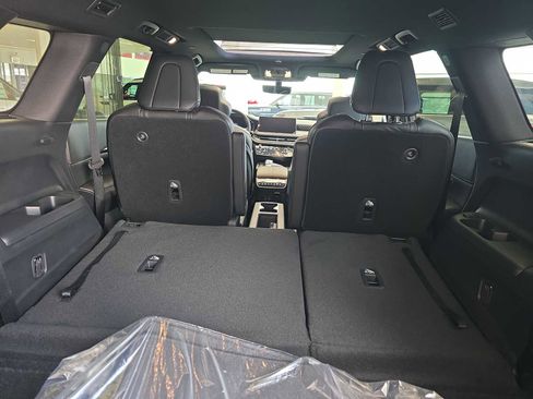 New 2026 INFINITI QX60 Autograph w/ Dark Cargo Package AWD/4WD image 11