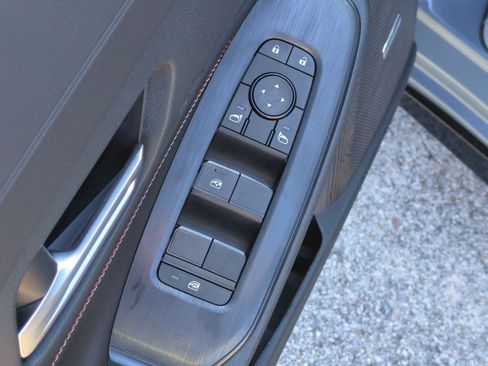 New 2026 Nissan Sentra SR w/ SR Premium Package FWD image 14