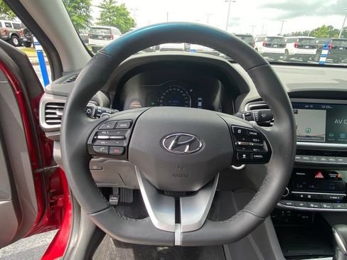 Used 2019 Hyundai Ioniq Limited w/ Ultimate Package 02 FWD image 13