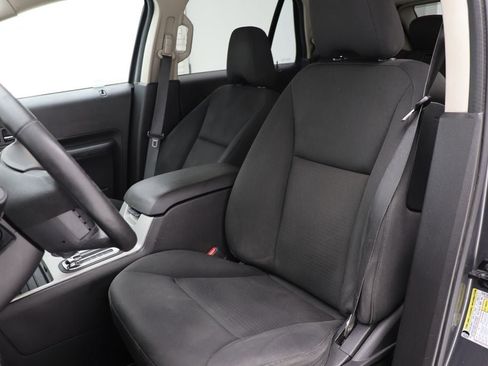 Used 2010 Ford Edge SEL image 16