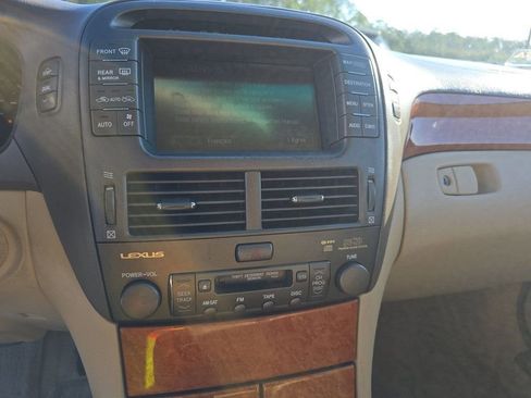 Used 2005 Lexus LS 430 image 10