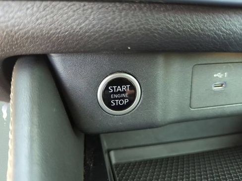 Certified 2021 Nissan Rogue SL w/ Premium Package FWD image 43
