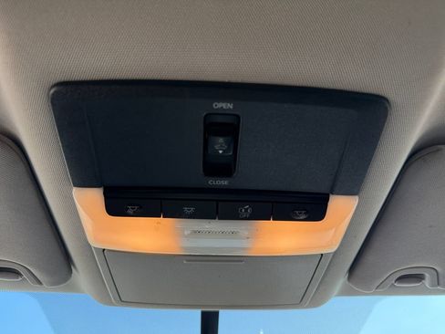 Used 2019 Nissan Altima 2.5 SR w/ SR Premium Package FWD image 48