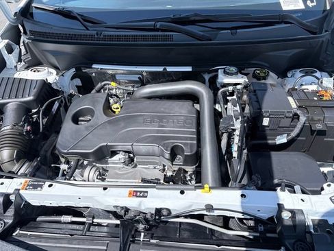 Used 2023 Chevrolet Equinox LT AWD/4WD image 30