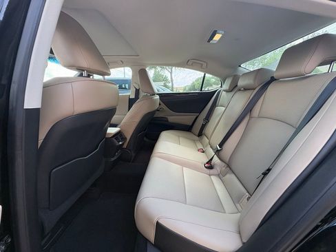 Used 2019 Lexus ES 350 w/ Premium Package image 13