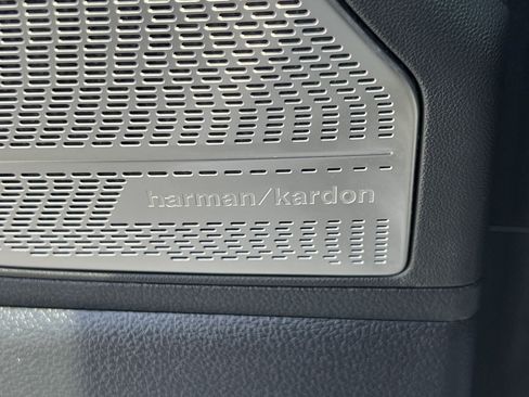 Used 2024 Hyundai Palisade Calligraphy FWD image 9