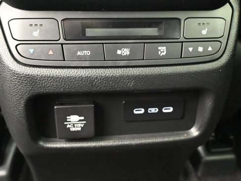 Used 2024 Honda Pilot Elite image 20