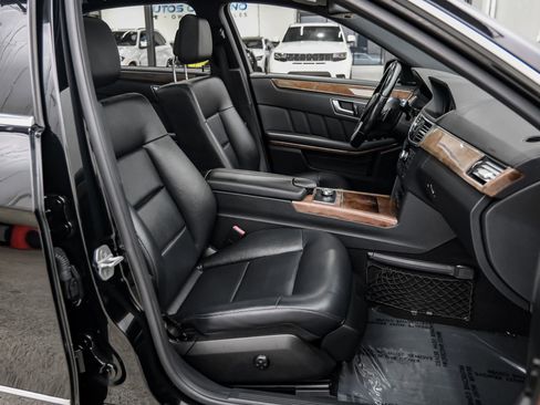 Used 2013 Mercedes-Benz E 350 4MATIC Sedan w/ Premium 1 Pkg image 38