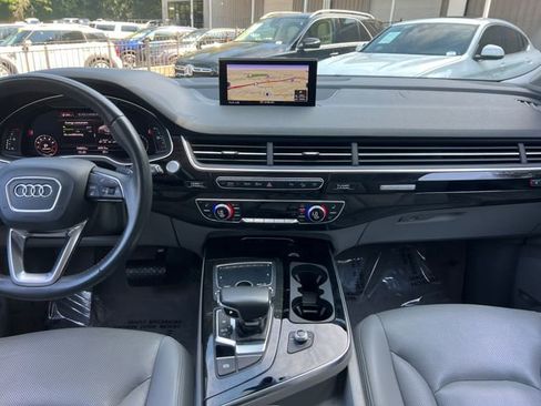 Used 2018 Audi Q7 3.0T Prestige w/ Prestige Package image 15
