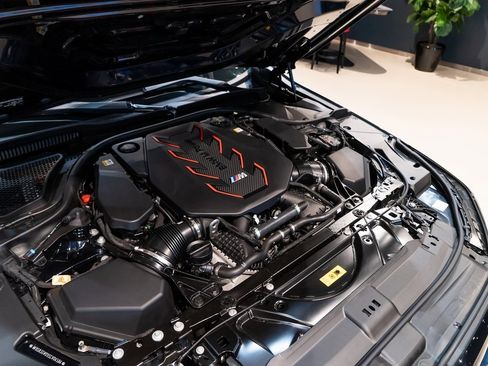 Used 2025 BMW M5 Touring image 16