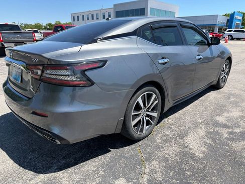 Used 2019 Nissan Maxima 3.5 SV w/ Floor Mat Group FWD image 3