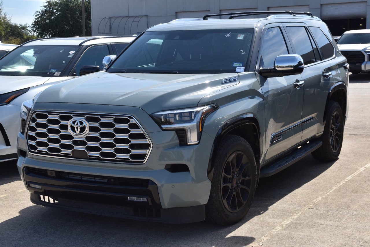 Used 2025 Toyota Sequoia 1794 Edition w/ TRD Off-Road Package AWD/4WD image 2