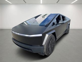 Used 2024 Tesla Cybertruck AWD Crew Cab video 2