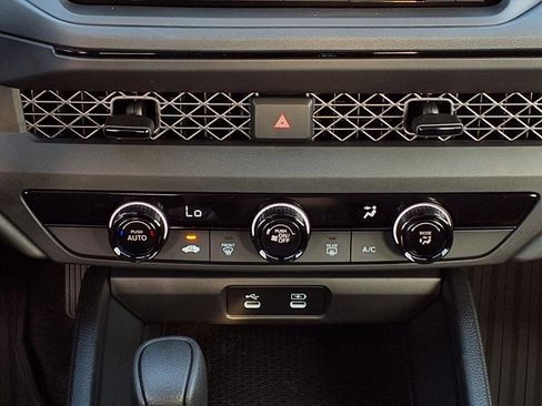 Certified 2025 Honda Accord LX image 15