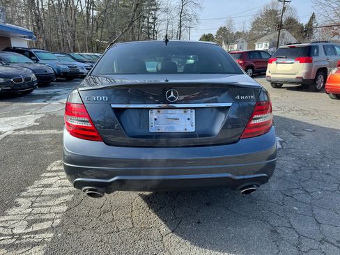 Used 2013 Mercedes-Benz C 300 4MATIC Sedan image 4