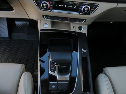 Used 2022 Audi Q5 2.0T Premium Plus w/ Premium Plus Package image 24