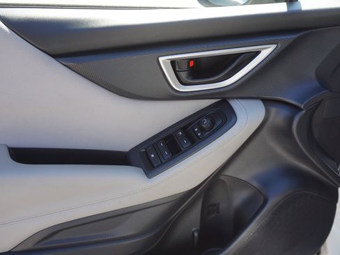 Used 2023 Subaru Forester image 11