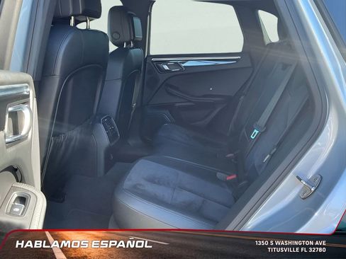 Used 2018 Porsche Macan Sport Edition image 23