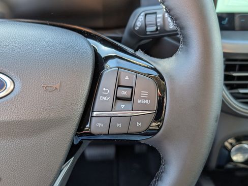 New 2026 Ford Escape PHEV image 19