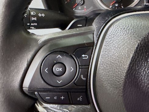 Used 2020 Toyota Corolla SE image 14