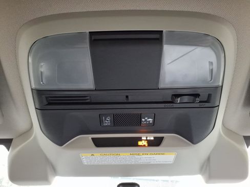 Used 2022 Subaru Crosstrek 2.0i image 27