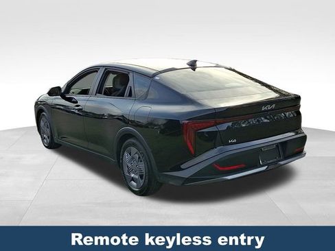 Used 2025 Kia K4 LX image 5