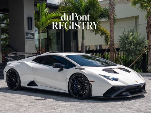 Used 2021 Lamborghini Huracan STO RWD image 1