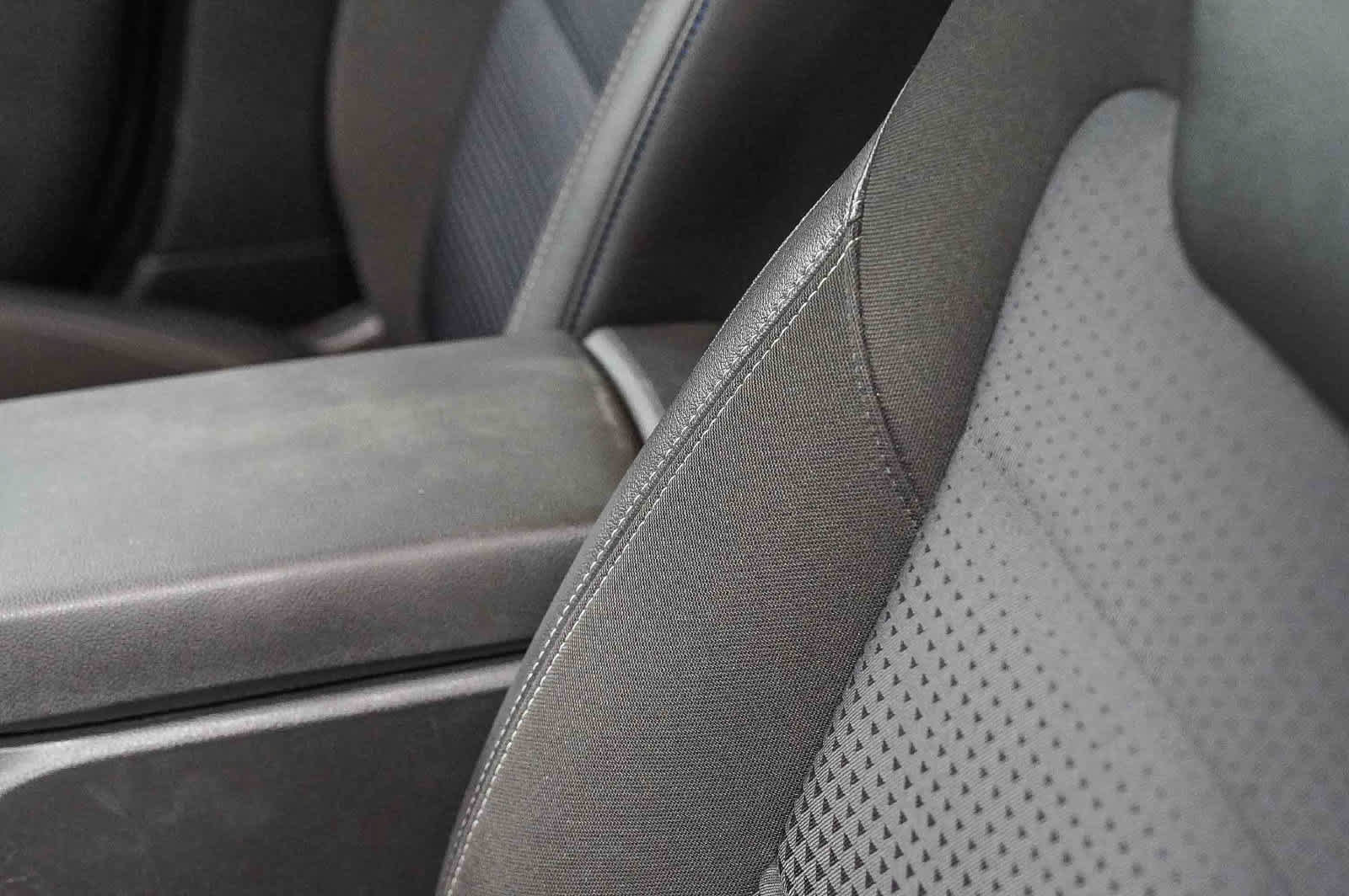 Used 2025 Chevrolet Trax LT FWD image 19