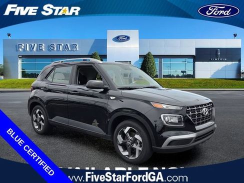 Used 2026 Hyundai Venue SEL FWD image 1