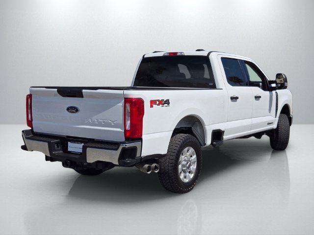 Used 2024 Ford F250 XLT w/ FX4 Off-Road Package AWD/4WD image 4