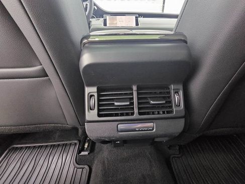 Used 2023 Land Rover Range Rover Evoque R-Dynamic SE image 30