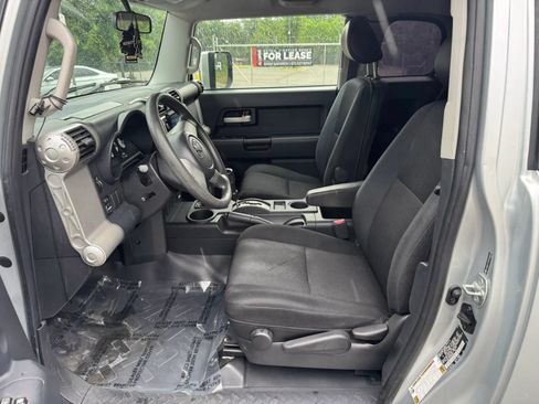 Used 2007 Toyota FJ Cruiser 4WD image 31