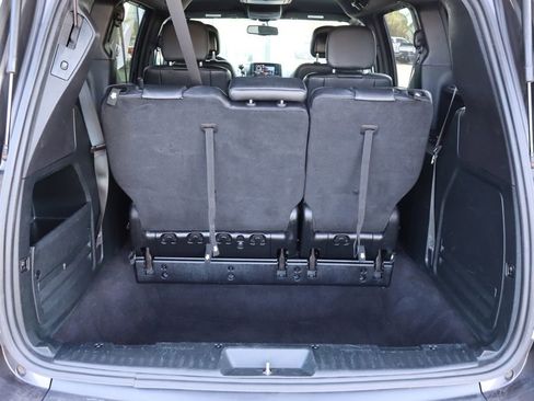 Used 2015 Chrysler Town & Country S w/ Driver Convenience Group FWD image 27