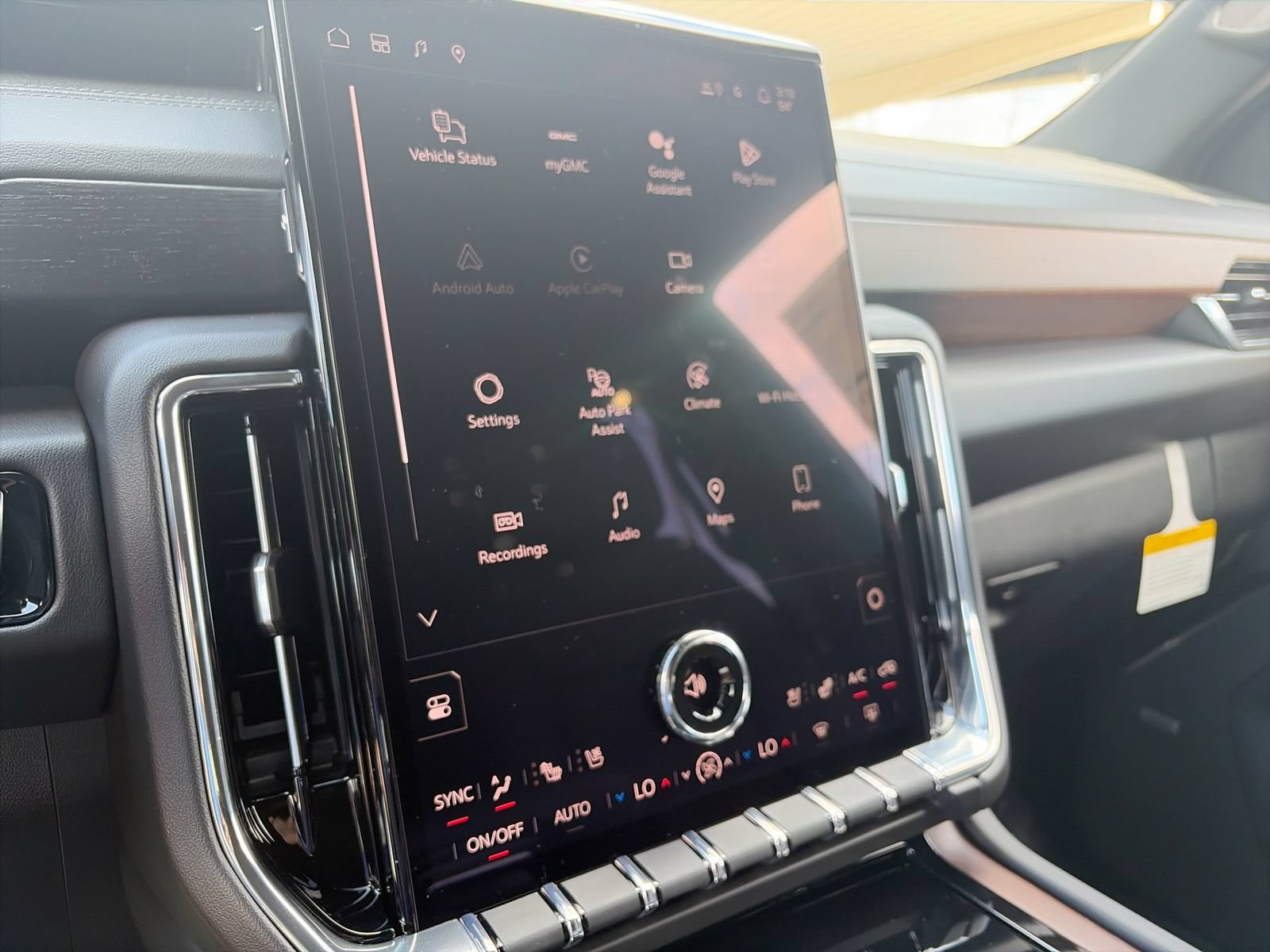 New 2026 GMC Yukon Denali RWD image 51