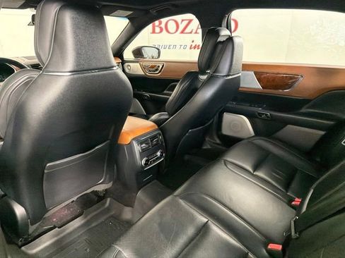 Used 2018 Lincoln Continental Black Label AWD/4WD image 14