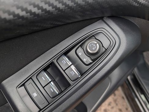 Certified 2025 Subaru Ascent Premium AWD/4WD image 20