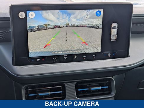 New 2026 Ford Maverick Lobo AWD/4WD image 31