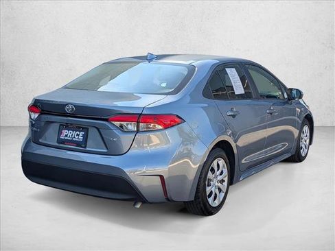 Used 2025 Toyota Corolla LE image 5