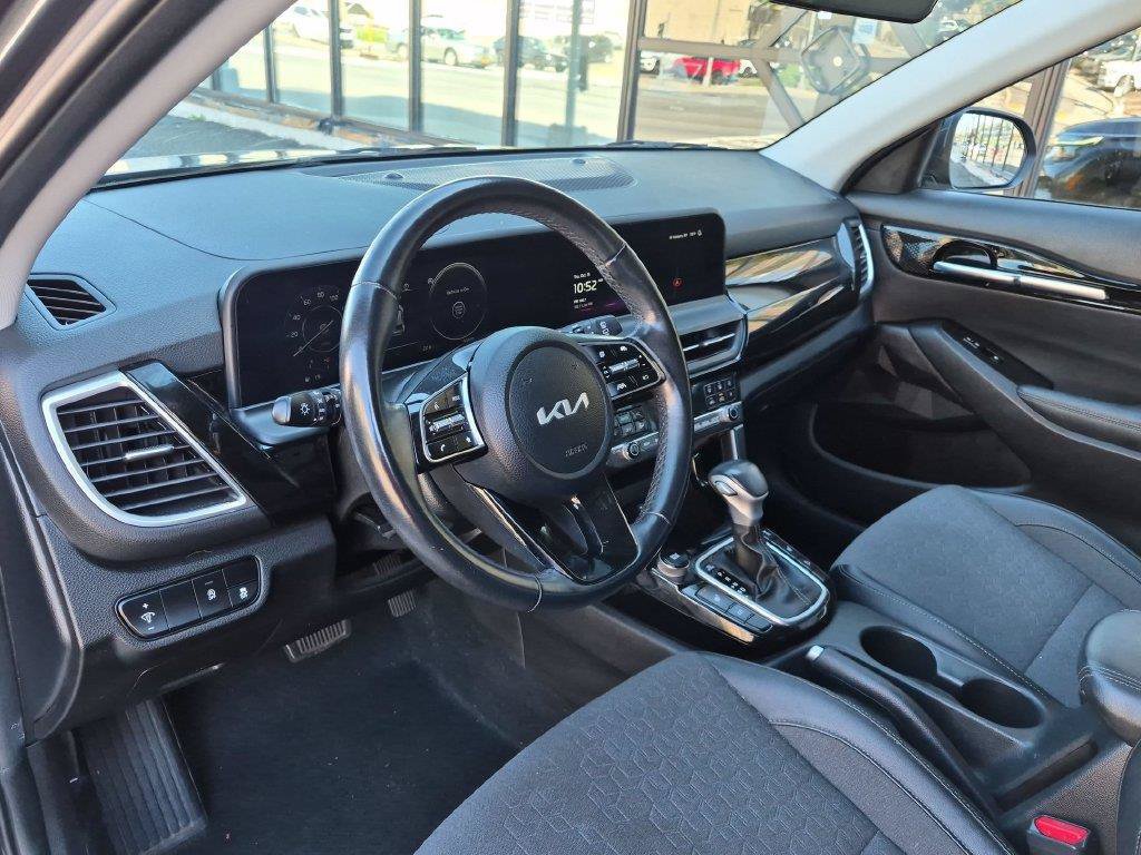 Certified 2024 Kia Seltos S AWD/4WD image 11