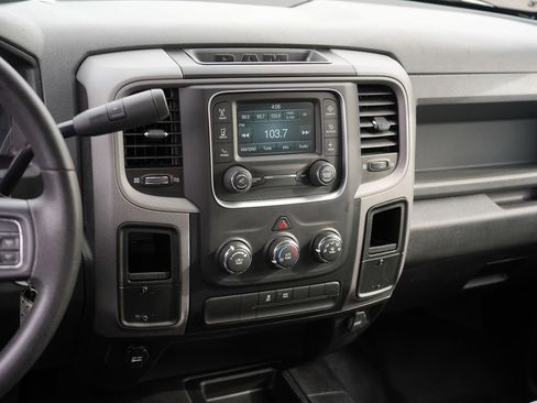 Used 2016 RAM 3500 Tradesman w/ Popular Equipment Group image 23