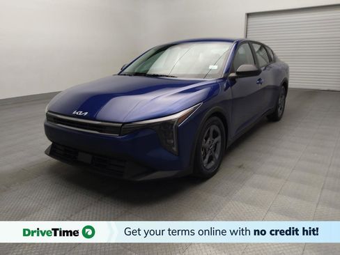 Used 2025 Kia K4 LXS image 1