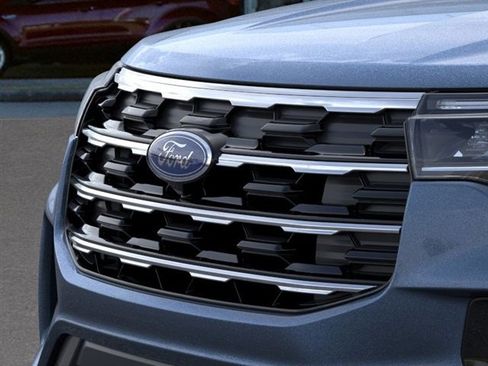 New 2026 Ford Explorer Active w/ Active Comfort Package image 17