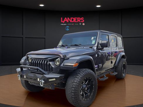 Used 2018 Jeep Wrangler Unlimited Sport S AWD/4WD image 1