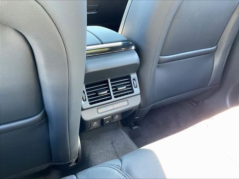 New 2026 Land Rover Range Rover Evoque Dynamic SE image 16