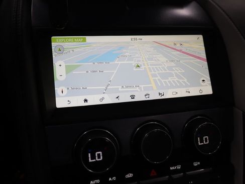 Used 2019 Jaguar F-TYPE Convertible image 32