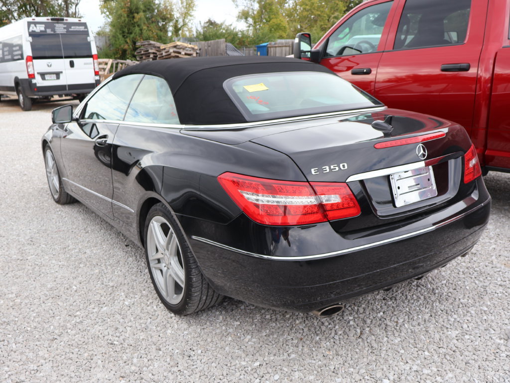 Used 2011 Mercedes-Benz E 350 Cabriolet image 23