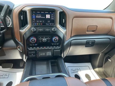 Used 2023 Chevrolet Silverado 2500 High Country w/ Z71 Off-Road Package AWD/4WD image 32